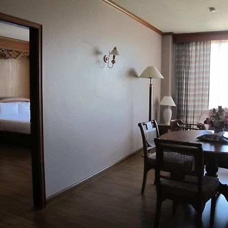 Rimpao Hotel Kalasin Zimmer foto